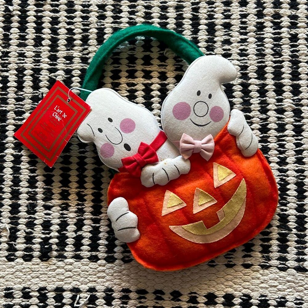 Vintage Halloween wall hanging / door hanging Ghosts in a pumpkin